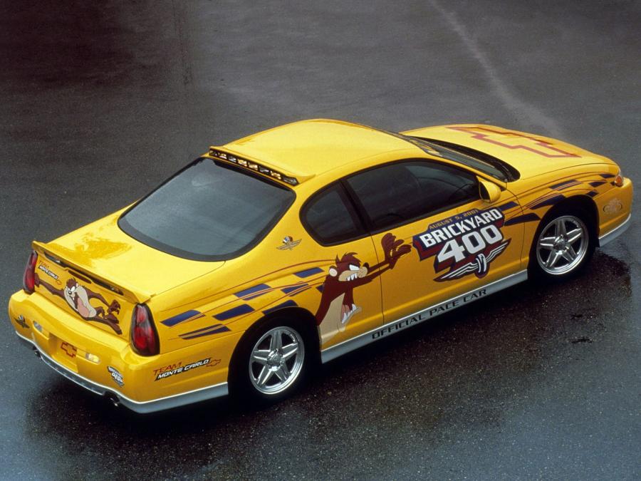  Chevrolet Monte Carlo Brickyard 400 Pace Car 2001 года  (фото 2 из 4)